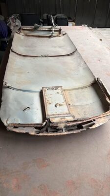 VW Splitscreen Roof Cut